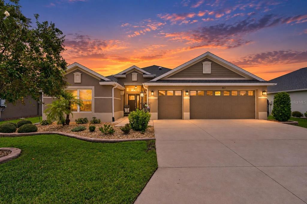 Property for sale at 912 HUBBARD LOOP, THE VILLAGES, FL, 32163