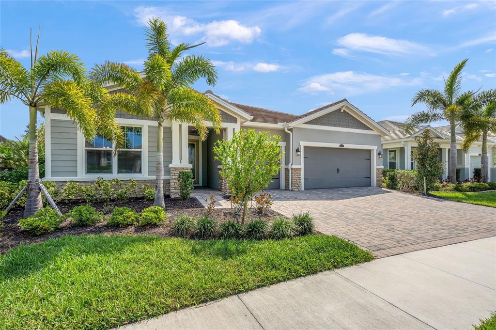 Property for sale at 8600 SUNDANCE LOOP, SARASOTA, FL, 34238