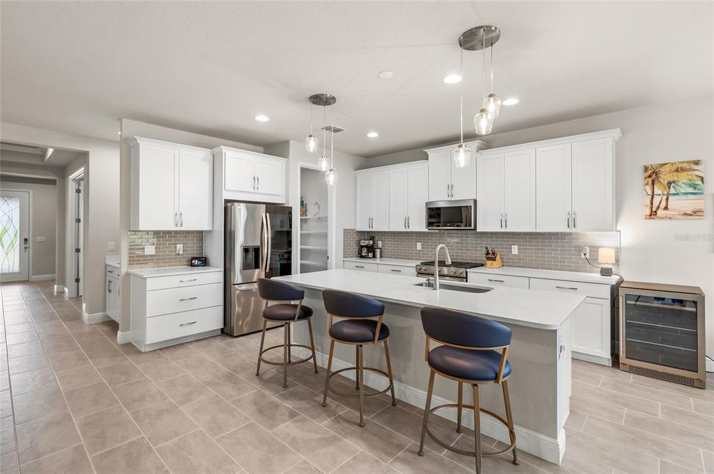 Property for sale at 8600 SUNDANCE LOOP, SARASOTA, FL, 34238