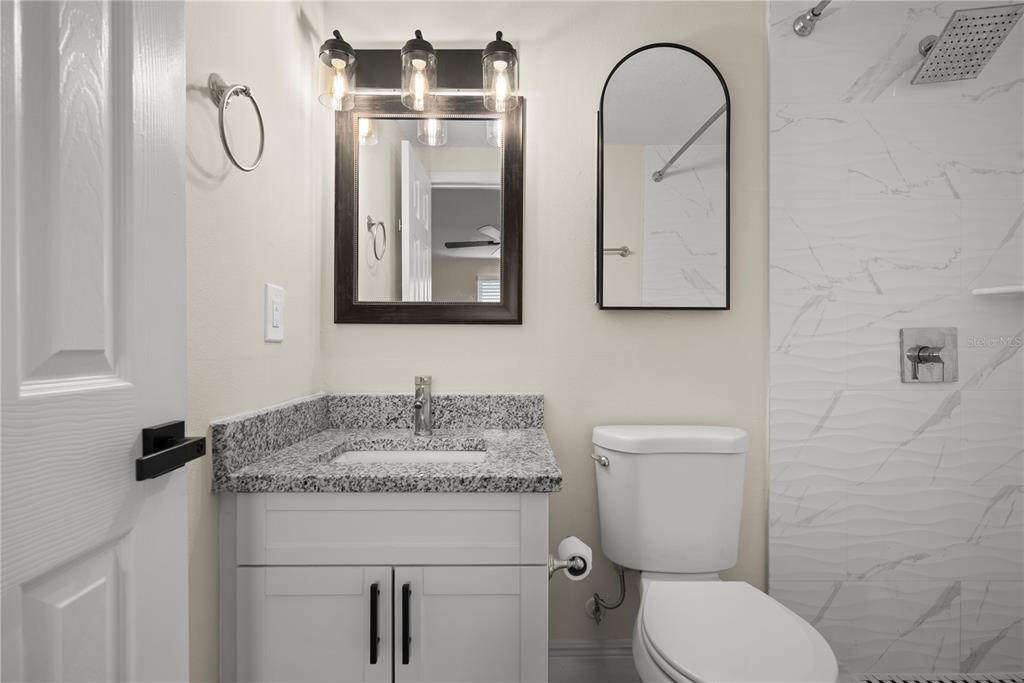 En Suite Bath