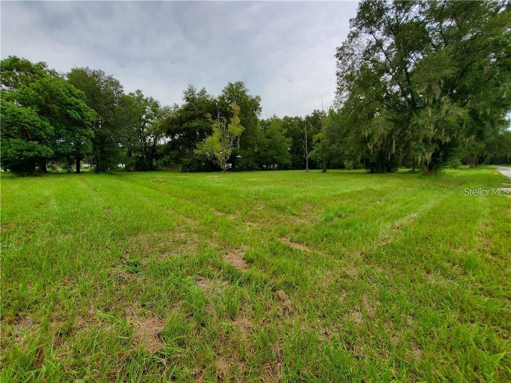 Level beautiful vacant lot