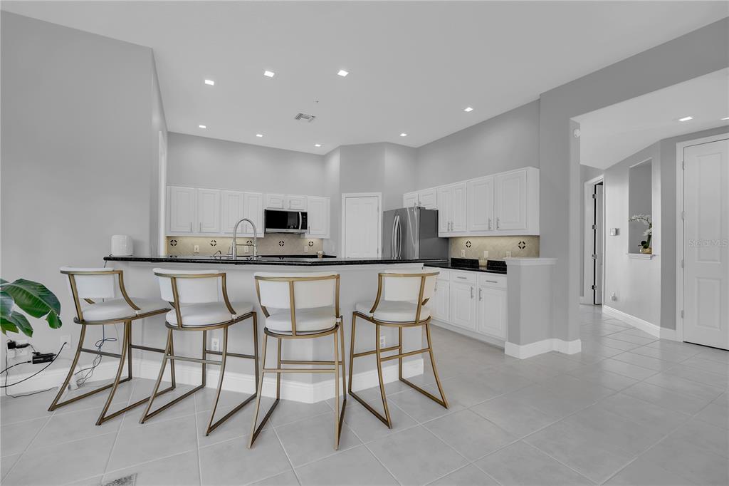 Property for sale at 1915 HARBOUR LINKS CIRCLE UNIT 6, LONGBOAT KEY, FL, 34228