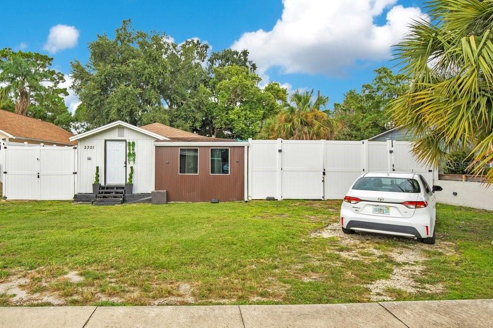 Property for sale at 2301 DRAKE DRIVE, ORLANDO, FL, 32810