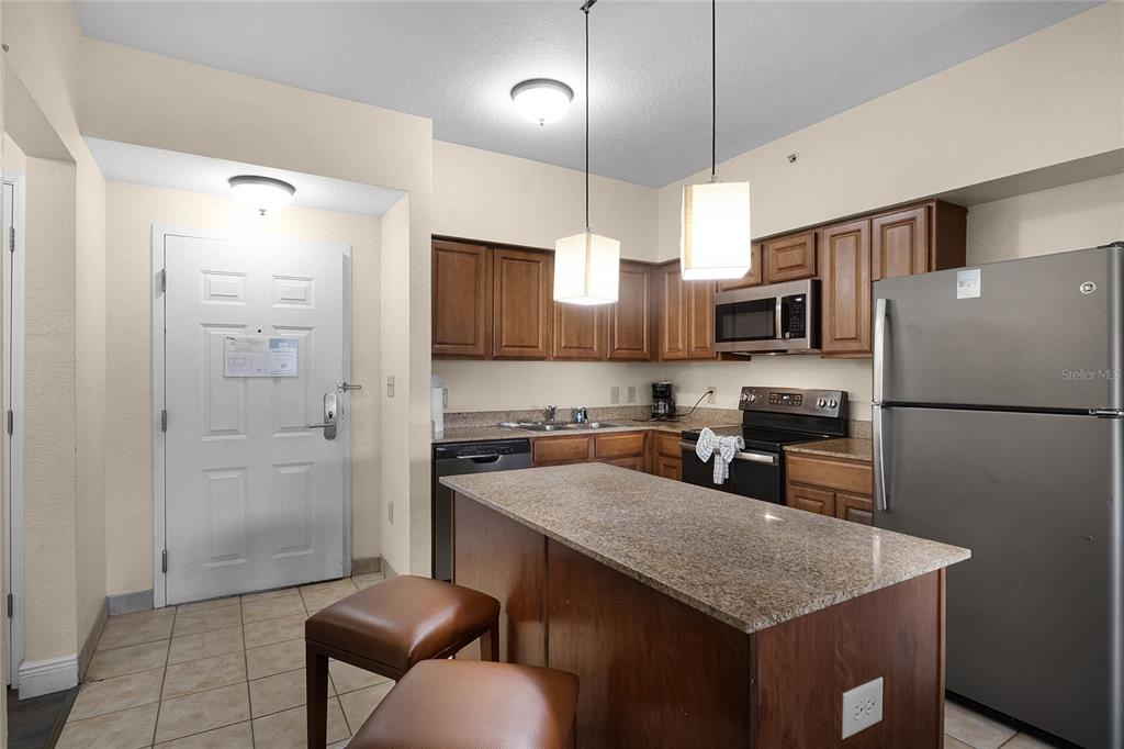 Property for sale at 12527 FLORIDAYS RESORT DRIVE UNIT 512E, ORLANDO, FL, 32821