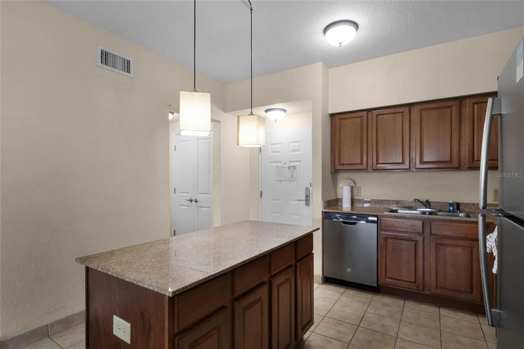 Property for sale at 12527 FLORIDAYS RESORT DRIVE UNIT 512E, ORLANDO, FL, 32821