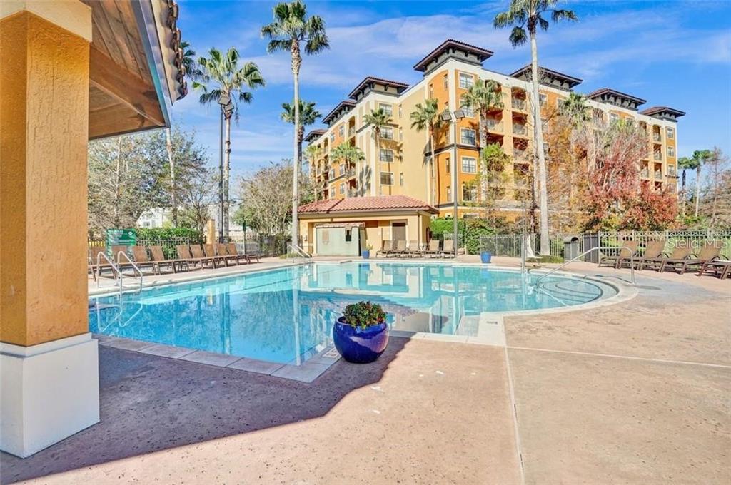 Property for sale at 12527 FLORIDAYS RESORT DRIVE UNIT 512E, ORLANDO, FL, 32821