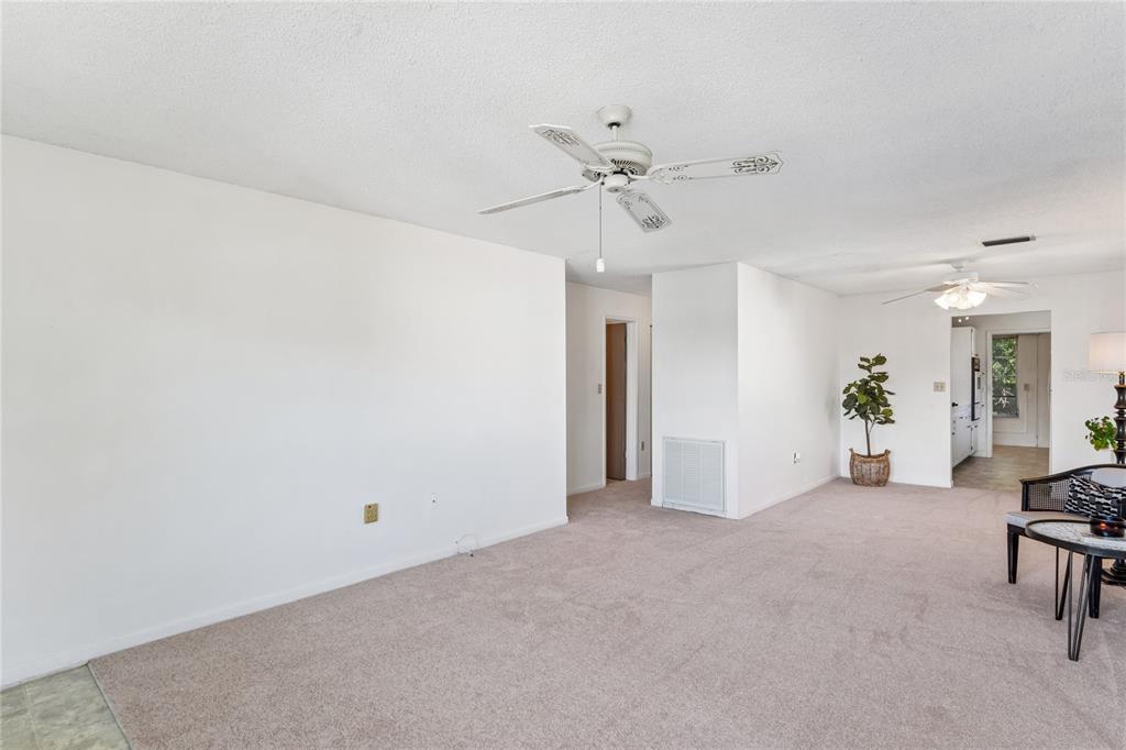 Property for sale at 5530 N 80TH STREET UNIT C308, ST PETERSBURG, FL, 33709