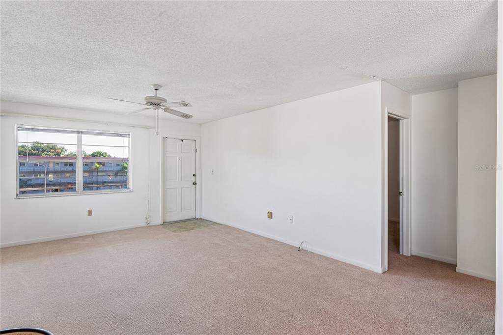 Property for sale at 5530 N 80TH STREET UNIT C308, ST PETERSBURG, FL, 33709