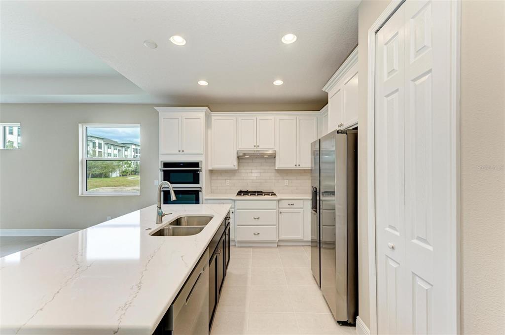 Property for sale at 149 OKEEFFE CIRCLE, BRADENTON, FL, 34212