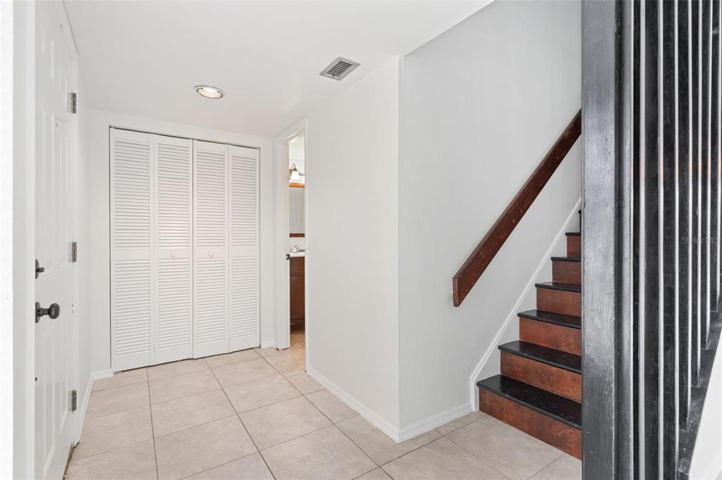 Property for sale at 1836 N CRYSTAL LAKE DRIVE UNIT 87, LAKELAND, FL, 33801
