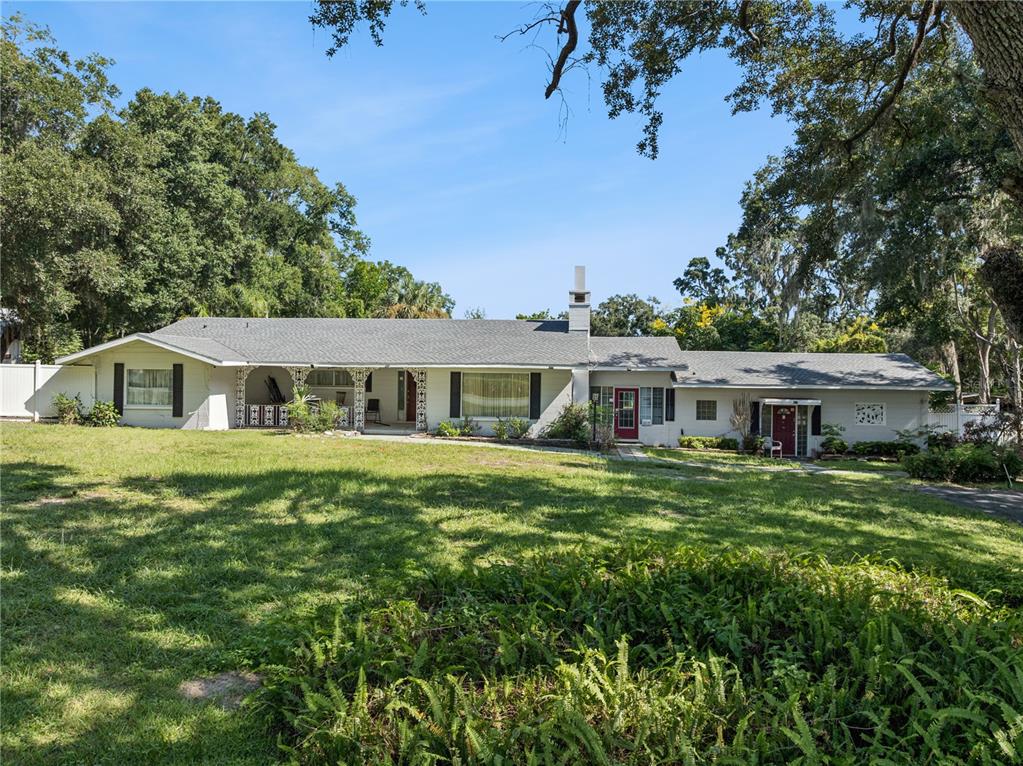 Welcome to 1505 E Crooked Lake Main House