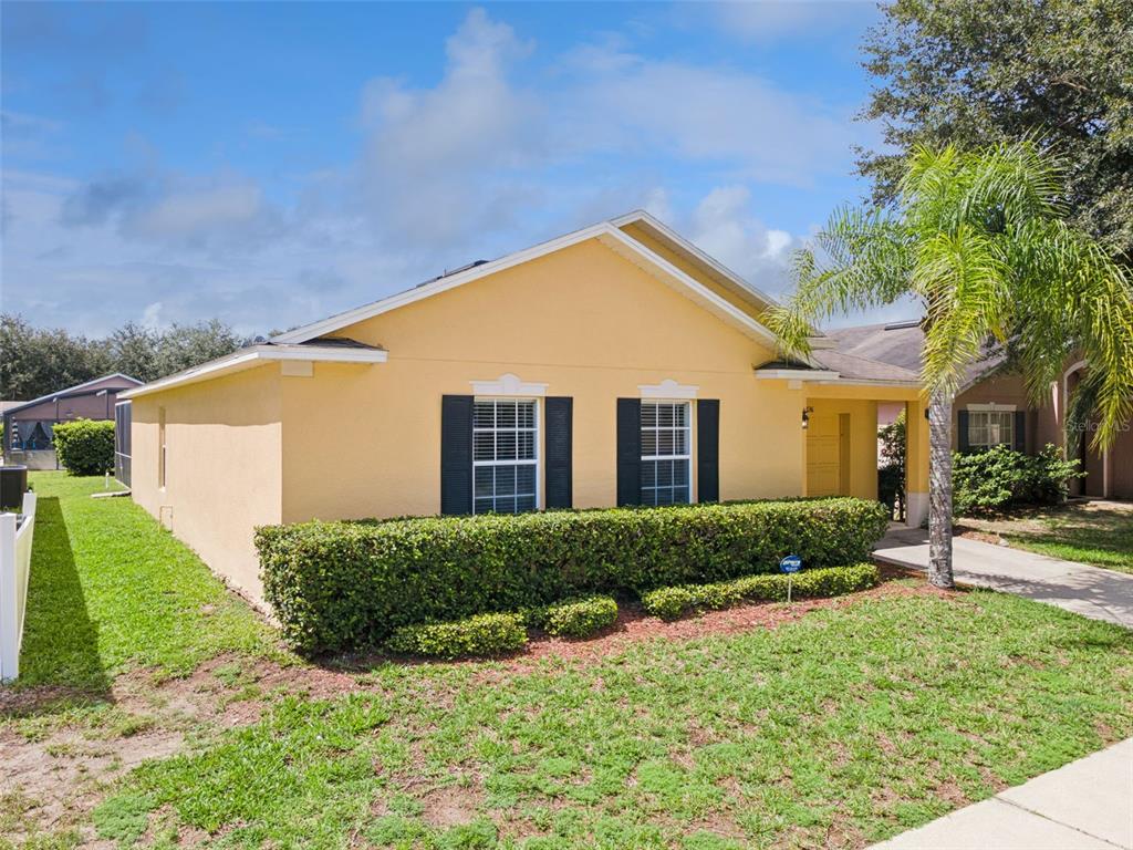 Property for sale at 636 SCRUB JAY WAY, DAVENPORT, FL, 33896