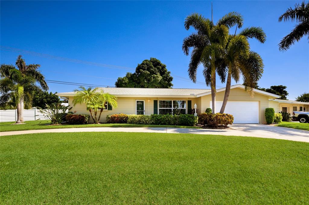 Property for sale at 3003 GULF GATE DRIVE, SARASOTA, FL, 34231
