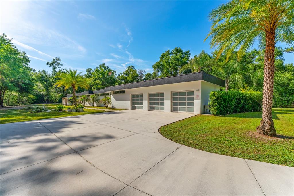 Property for sale at 9600 E NEW HOPE COURT, FLORAL CITY, FL, 34436