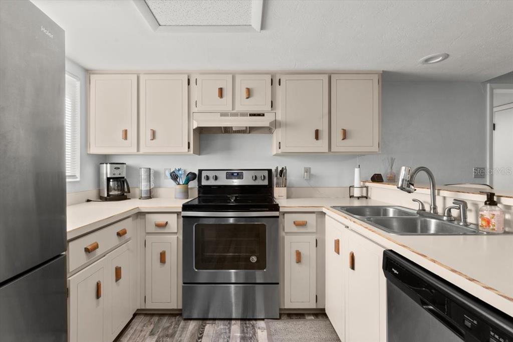 Property for sale at 102 BOB WHITE COURT UNIT 102C, DAYTONA BEACH, FL, 32119