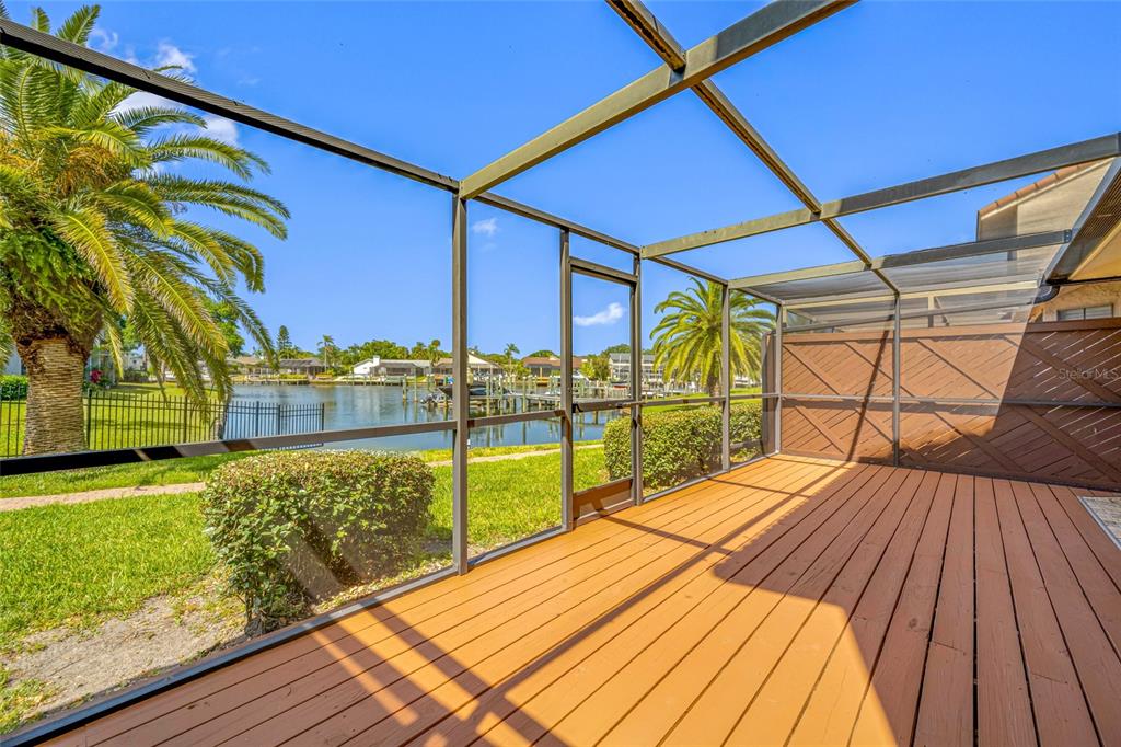 Screened deck