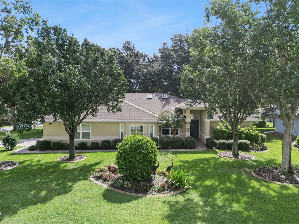 Property for sale at 21142 EDINBOROUGH PLACE, LEESBURG, FL, 34748