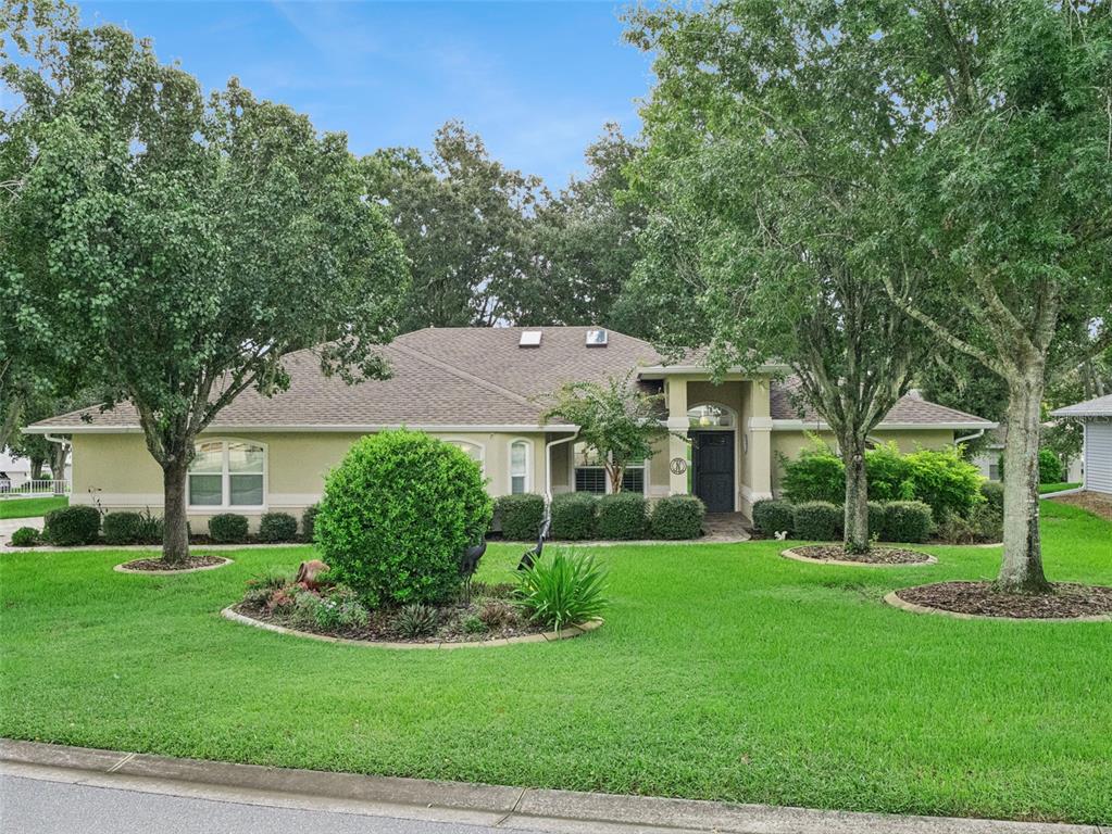 Property for sale at 21142 EDINBOROUGH PLACE, LEESBURG, FL, 34748
