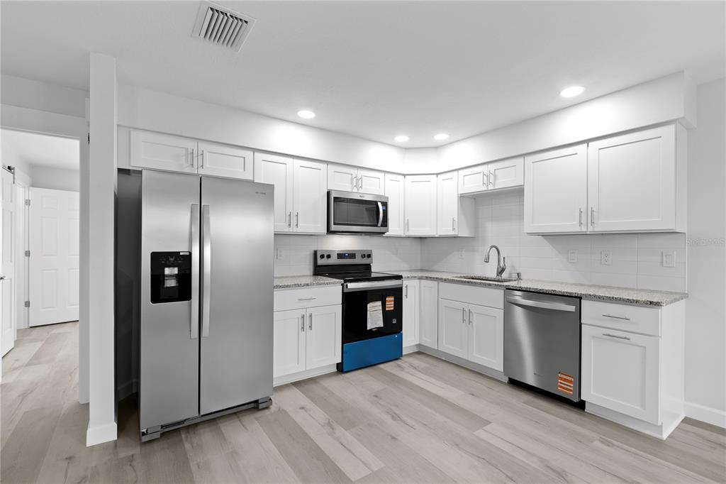 6225 Elmhurst Dr. New Whirlpool Appliances and Cabinetry