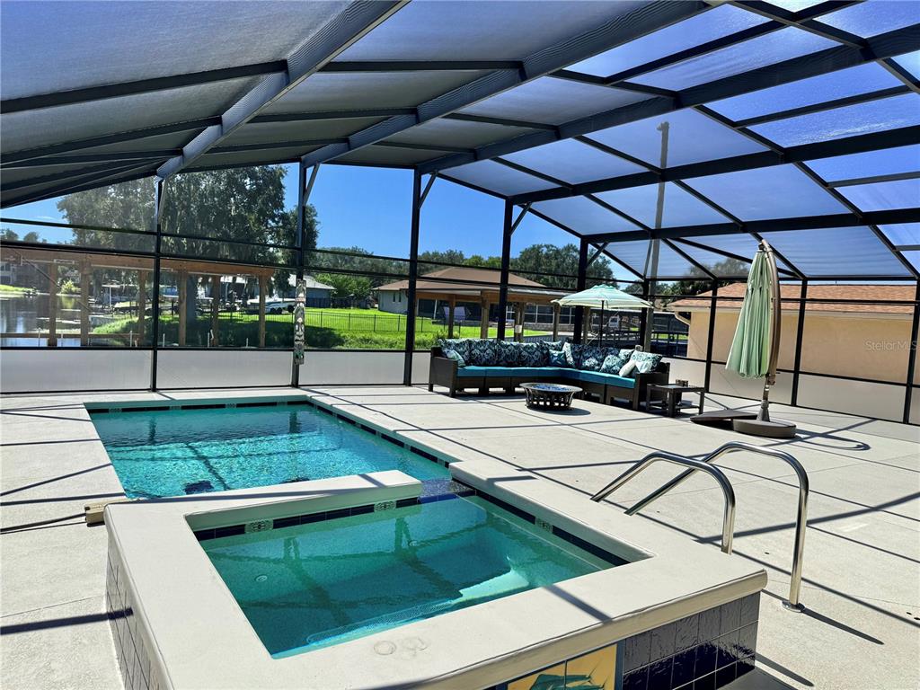 Property for sale at 209 W DELAWARE STREET, TAVARES, FL, 32778