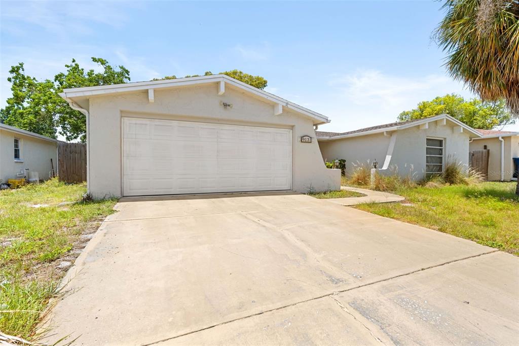 Property for sale at 9131 HUNT CLUB LANE, PORT RICHEY, FL, 34668