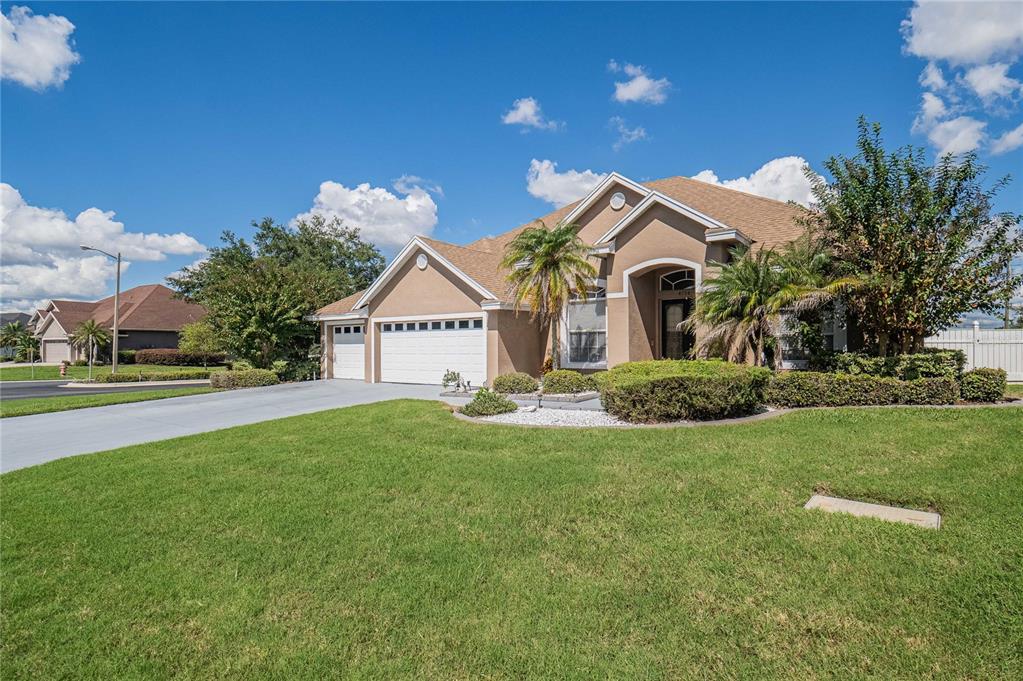Property for sale at 6714 HARTSWORTH DRIVE, LAKELAND, FL, 33813