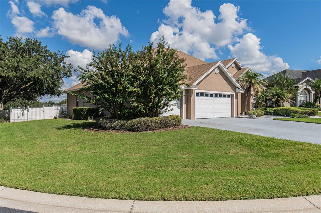 Property for sale at 6714 HARTSWORTH DRIVE, LAKELAND, FL, 33813