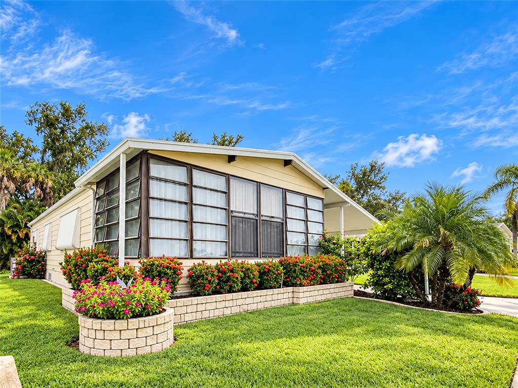 Property for sale at 15 MEADOWLARK CIRCLE, ELLENTON, FL, 34222