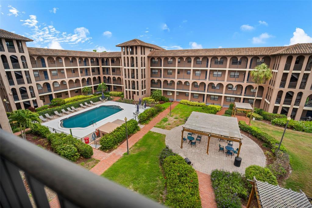 Property for sale at 6100 GULFPORT BOULEVARD S UNIT 402, GULFPORT, FL, 33707