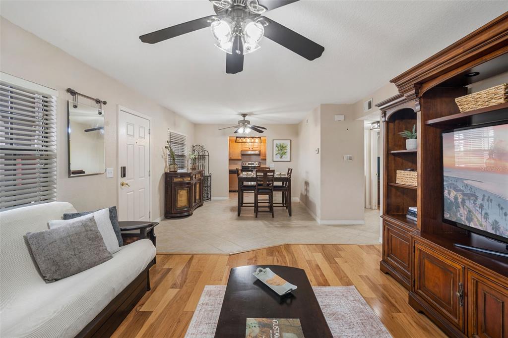 Property for sale at 6100 GULFPORT BOULEVARD S UNIT 402, GULFPORT, FL, 33707