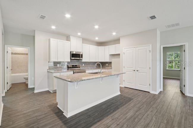 Model home - actual features may vary.