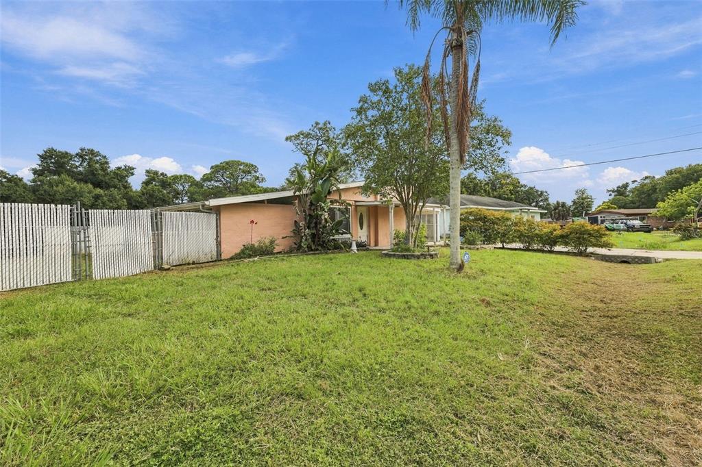 Property for sale at 1215 56TH AVENUE DRIVE E, BRADENTON, FL, 34203