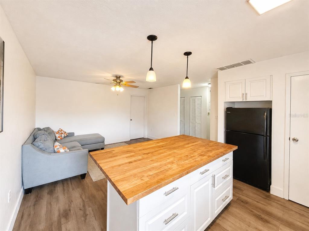 Property for sale at 2811 SW ARCHER ROAD UNIT Z242, GAINESVILLE, FL, 32608