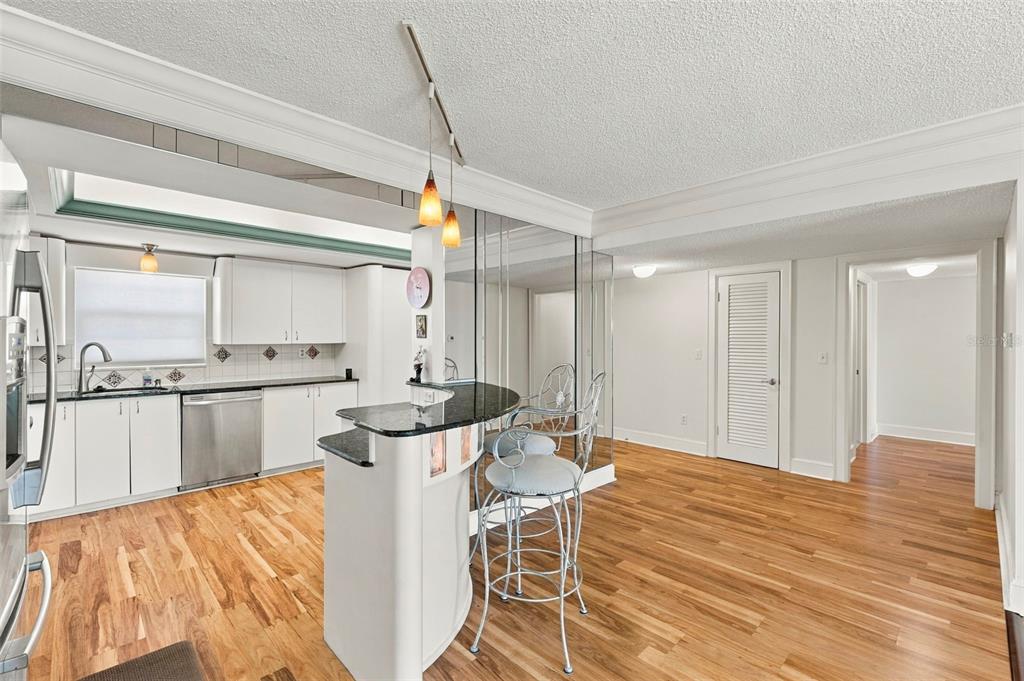 Property for sale at 131 BLUFF VIEW DRIVE UNIT 403, BELLEAIR BLUFFS, FL, 33770