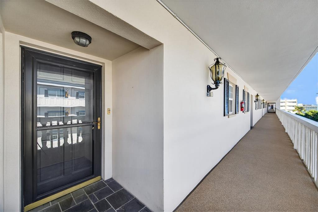 Property for sale at 131 BLUFF VIEW DRIVE UNIT 403, BELLEAIR BLUFFS, FL, 33770