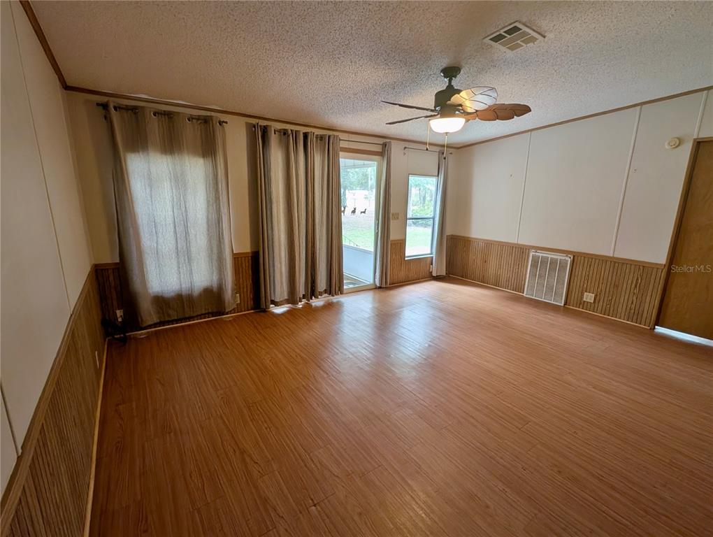 Property for sale at 12180 NE 238TH TERRACE, SALT SPRINGS, FL, 32134