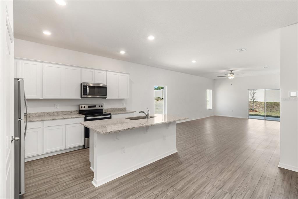 Property for sale at 1802 WHITE ELEPHANT LOOP, WINTER HAVEN, FL, 33884