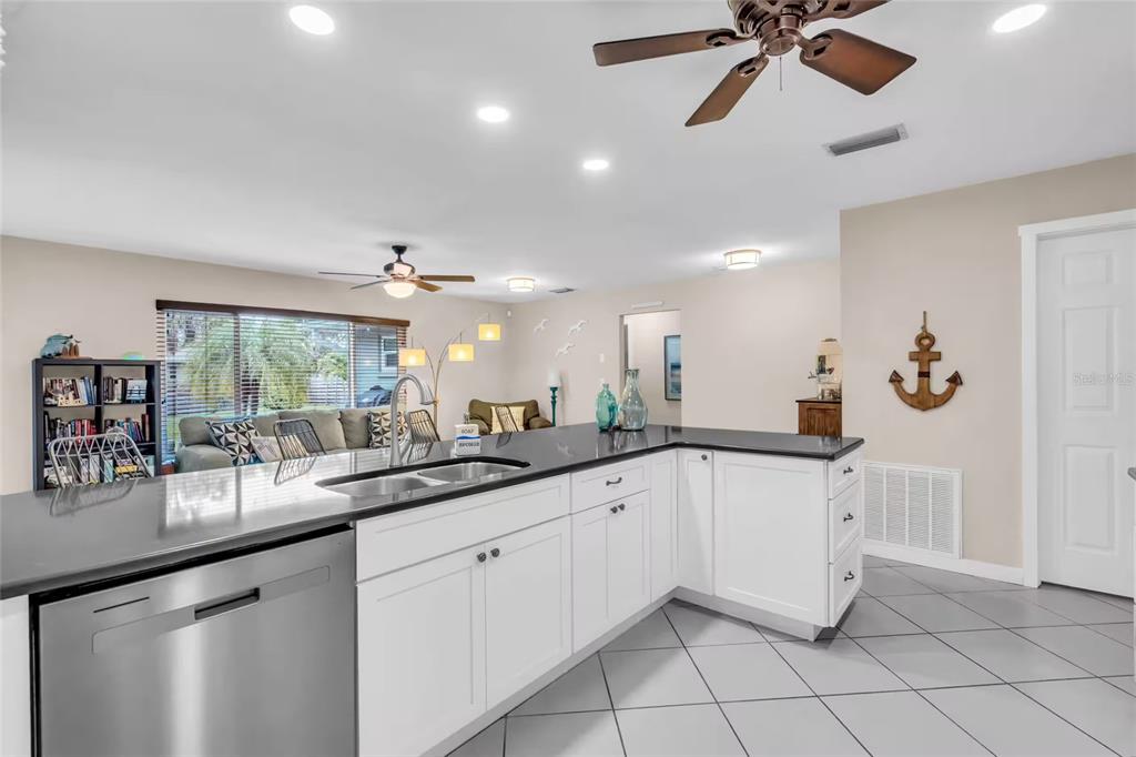 Property for sale at 8402 14TH AVENUE NW, BRADENTON, FL, 34209