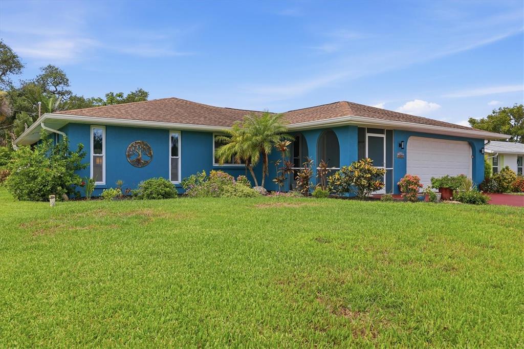 Property for sale at 383 E WENTWORTH CIRCLE, ENGLEWOOD, FL, 34223