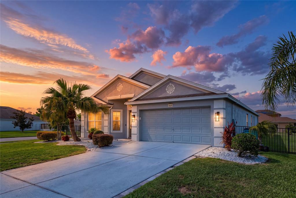 Welcome to your own Florida Resort!