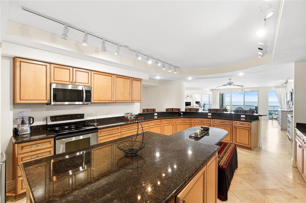 Property for sale at 1350 GULF BOULEVARD UNIT 901, CLEARWATER BEACH, FL, 33767