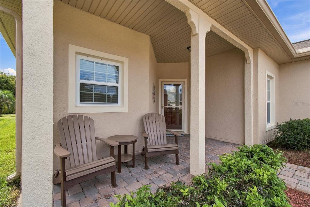 FRONT PORCH ENTRY