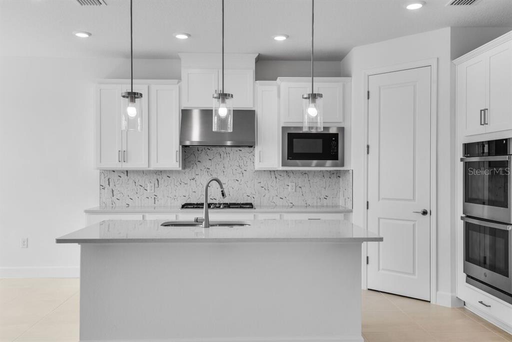 672 Junonia Boulevard - Ready Now!