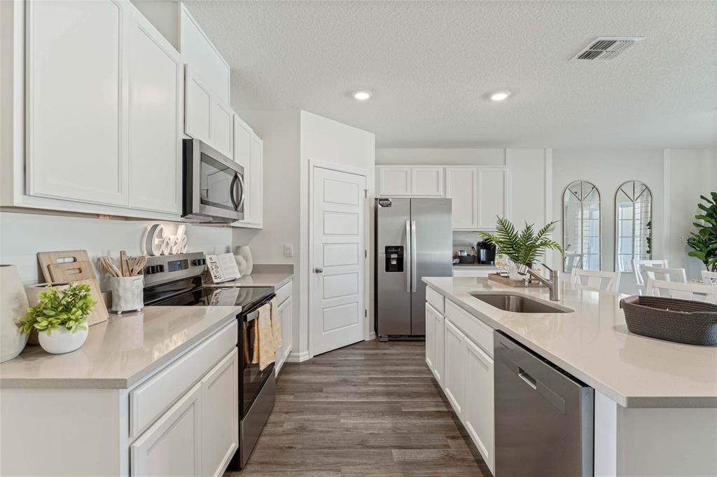 Property for sale at 8595 CAPE FOX COVE, LAKELAND, FL, 33810