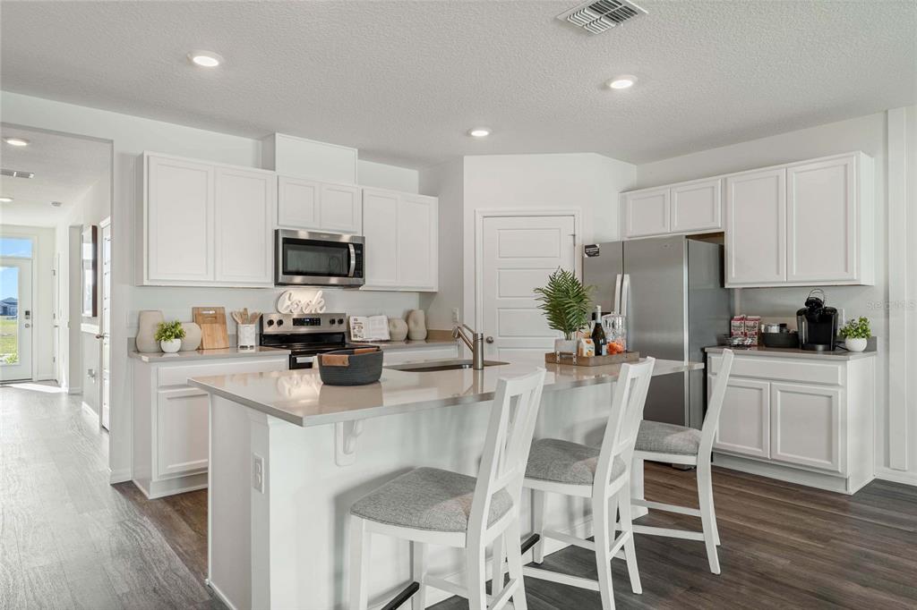 Property for sale at 8595 CAPE FOX COVE, LAKELAND, FL, 33810