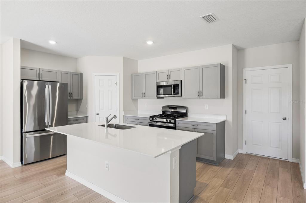 Property for sale at 14886 SUMMER BRANCH DRIVE, LITHIA, FL, 33547