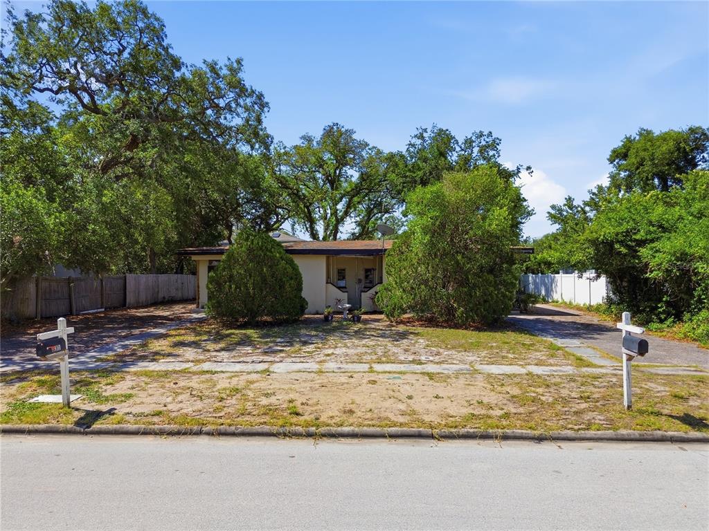 Property for sale at 831 GRAND CENTRAL STREET, CLEARWATER, FL, 33756