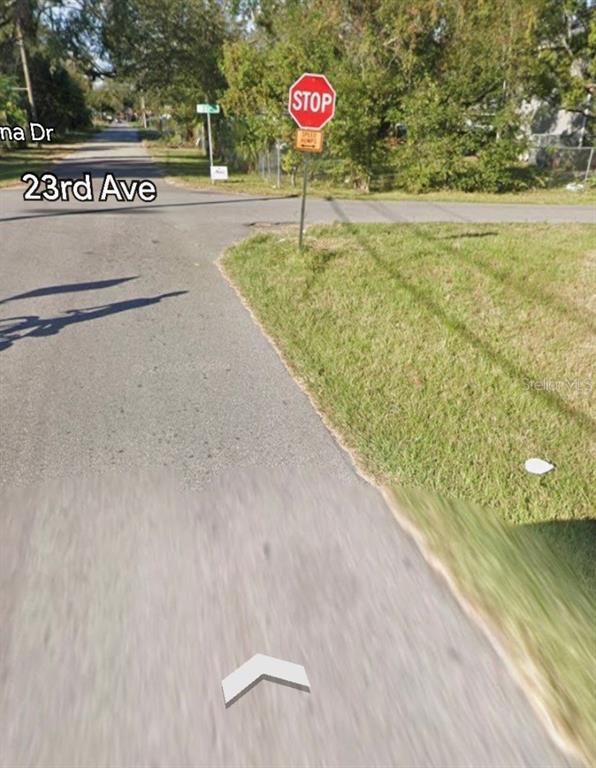 It is the SE corner lot