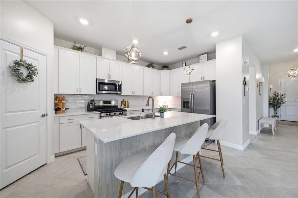 Property for sale at 5250 CORAL REEF WAY, LAKEWOOD RANCH, FL, 34211