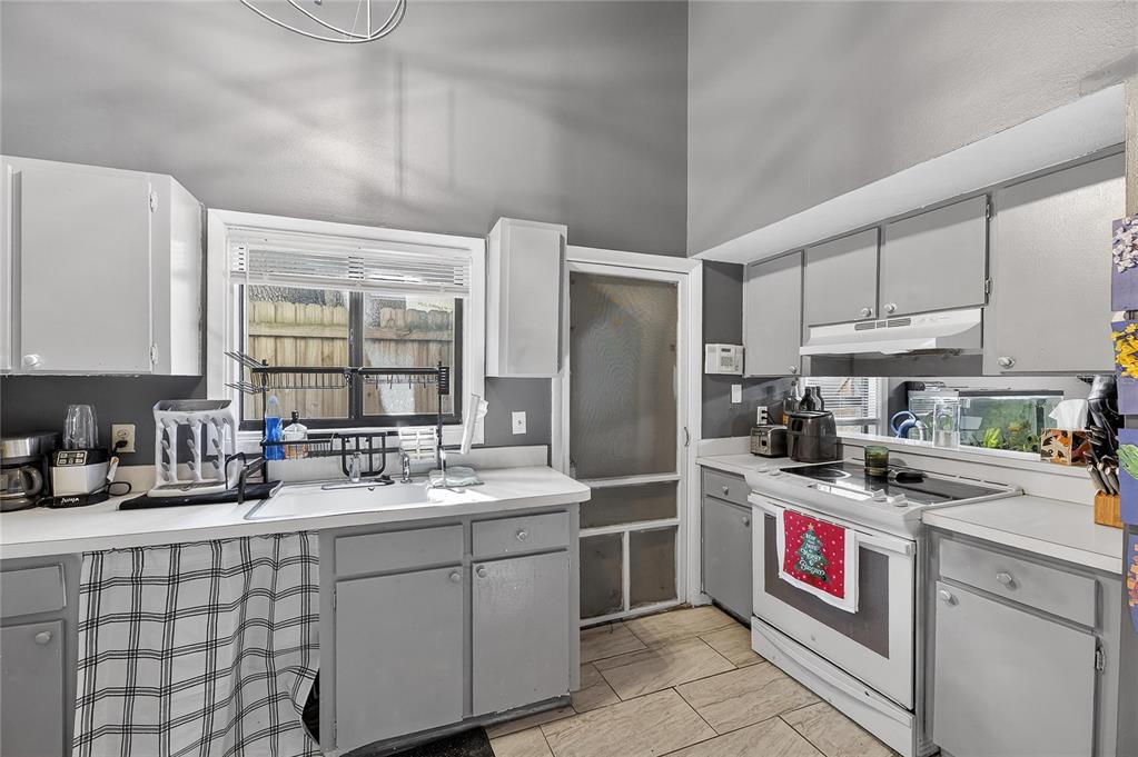 Property for sale at 5601 ASHLEY OAKS DRIVE UNIT 6, TAMPA, FL, 33617